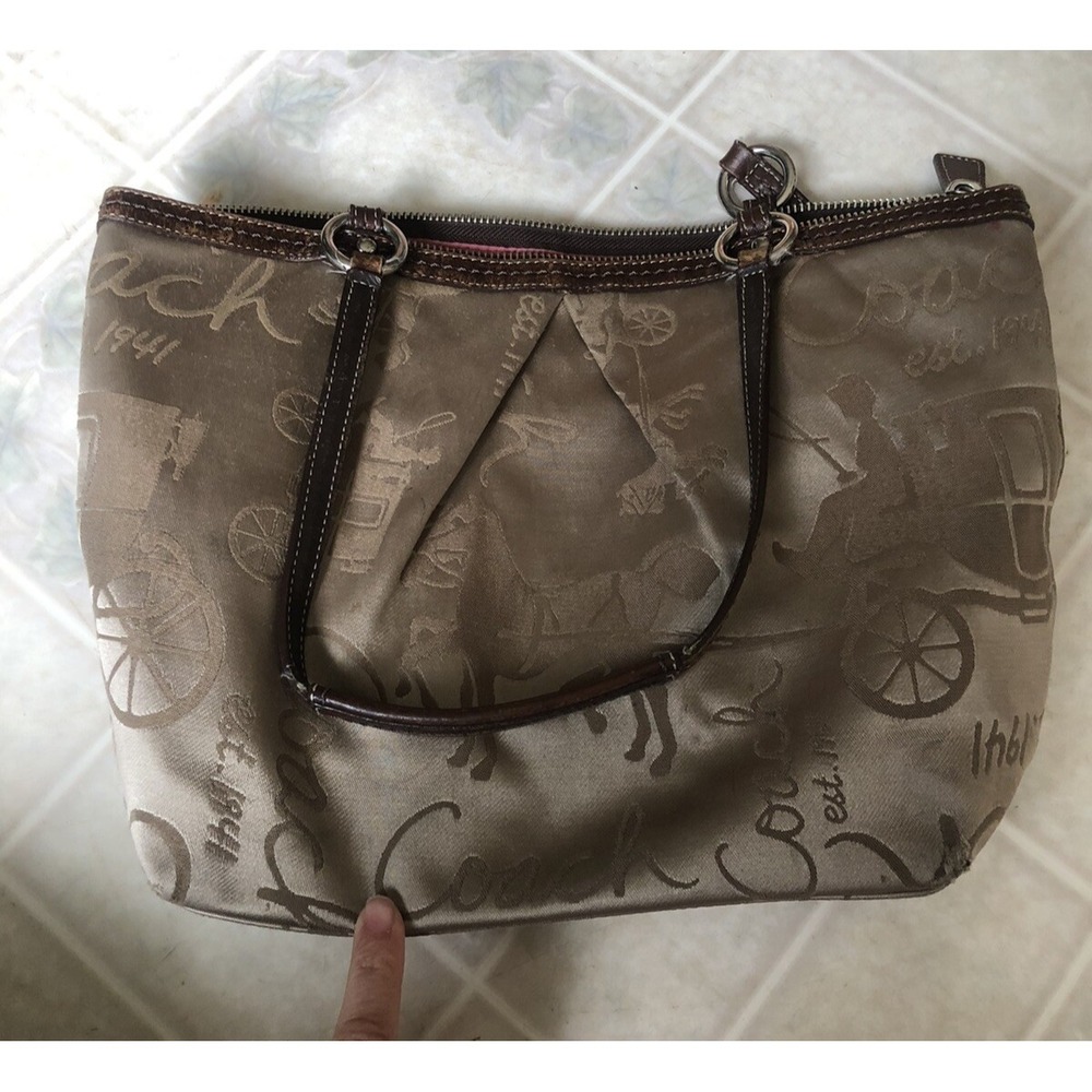 COACH SIGNATURE khaki LEATHER BAG Carriage Horse Satin Tapestry Double Handle